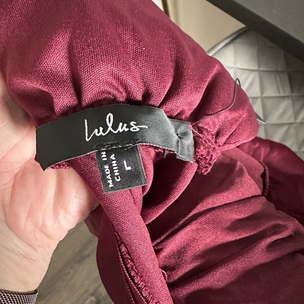 NWT Lulu's Burgundy Satin Sleeveless Jumpsuit - Picture 4 of 6